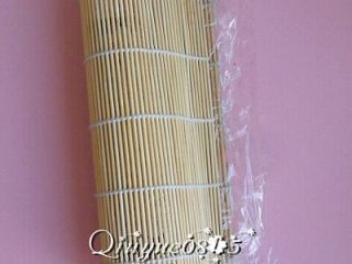 8、翻转樱花寿司,卷压成花瓣形