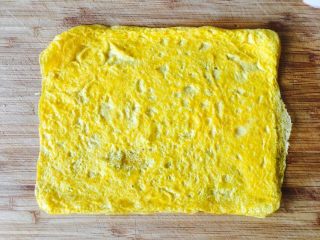 7、三文鱼炒蔬菜,从平底锅倒出来