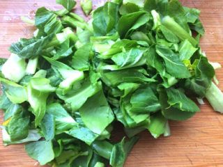 4、自制空心面（饺子皮版）,取出切段