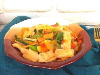 24、自制空心面（饺子皮版）,好了，开饭了