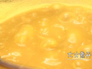 10、咖喱肥牛乌冬,等待大火重新煮开加热至浓稠