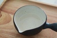 3、紫米芝士肉松饭团,制成寿司醋备用。