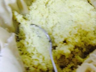 2、小米寿司,妈妈糖尿病，只能蒸小米饭（亲们小米粘度不高，正常节食者可以选用电饭锅蒸，蒸时放10-30克糯米粉增加黏度）