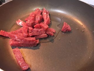 16、超满足便当（24）,油热下牛肉