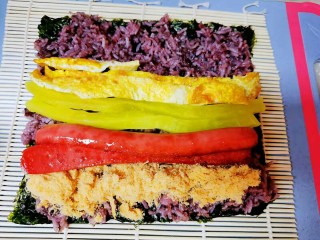 9、零难度，教你做好吃又好看的寿司卷。,来点鸡蛋条