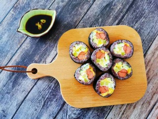 15、零难度，教你做好吃又好看的寿司卷。,成品图，准备开吃啦！