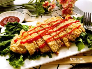 9、香烤鸡排,淋上番茄酱。