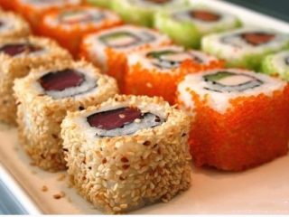 14、各种寿司,如图