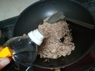 14、又见肉松,加点酱油