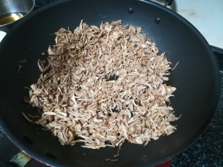 19、又见肉松,很干了，可以起锅了