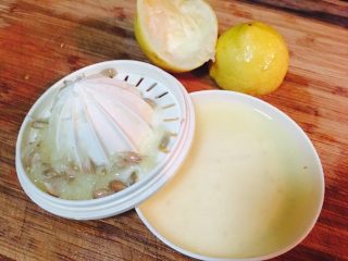 17、番茄酱,一只柠檬的汁水。