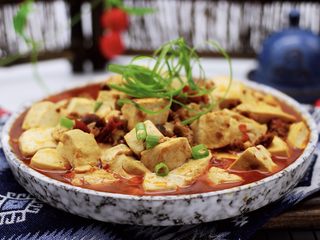 14、超级诱人无敌下饭的麻辣豆腐,香辣浓郁的麻辣豆腐就出锅啦