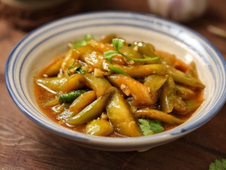 14、红烧茄条,一道咸鲜下饭的红烧茄条就做好了！