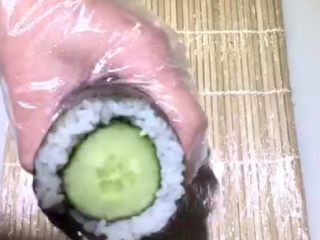 3、四喜寿司卷,卷起来