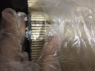 12、小米寿司,卷起来可以把边上捋平 也可以不捋 个人喜好