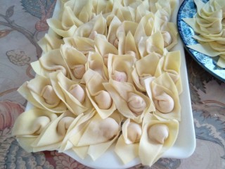 13、#地方特色小吃# 自制龙抄手,全部包好,满满的一盘