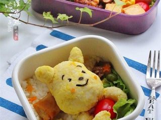 12、维尼熊便当,怕吃凉饭的,建议用好一点的保温盒保温