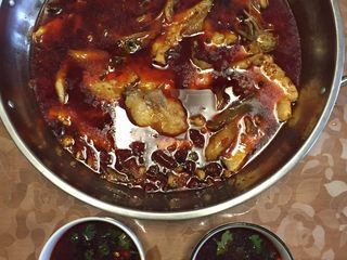 19、美味火锅鱼,摆好造型