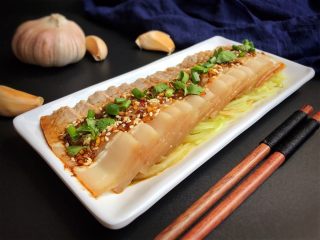 16、无肉不欢～蒜泥白肉,撒点葱花香菜