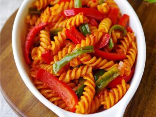 12、双椒螺旋面,可以开动啦！