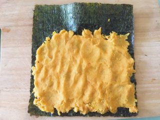 6、红薯寿司,红薯抹匀