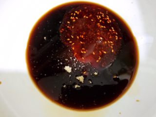 5、最销魂之重庆小面,加入红油辣椒