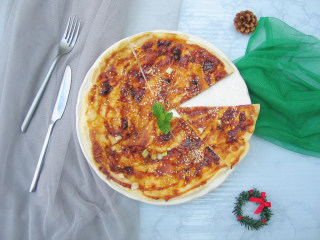 15、秘制酱香饼,美味就完成啦！ 大家喜欢我的菜谱记得点赞和收藏哦！ 欢迎评论留下您的宝贵意见！ 谢谢啦！