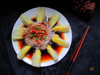 9、酸爽粉丝娃娃菜,娃娃菜清爽适口，粉丝嫩滑