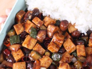 14、美味下饭宫保豆腐,成品看上去很有食欲哟～