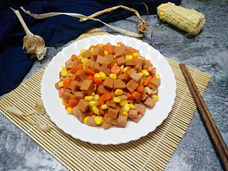 17、午餐肉炒杂蔬,成品