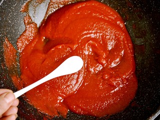 11、超级百搭实用――自制番茄酱,加入1小勺盐