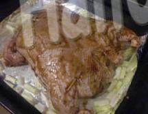 5、烤全鸡,烤箱预热200摄氏度，中上层烤30分钟