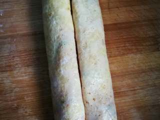 16、黄金如意卷#挑战鸡蛋的100种做法#,卷好的样子。