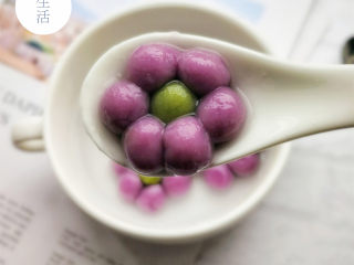 11、花朵汤圆,熟了，可以出锅了。