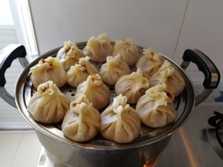 20、驴肉烧卖,时间到，蒸好了，还不错哦。