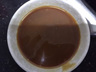 11、鲍汁脆鲩,搅拌均匀备用