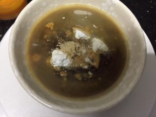 10、鲍汁脆鲩,再放入10g水