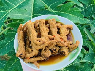 27、酸辣卤鸡爪,冷吃热吃都行。