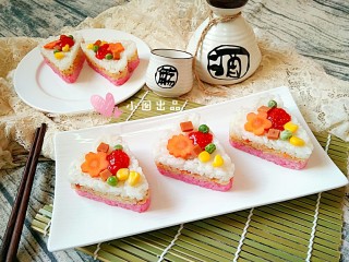 13、多味寿司,提出，装盘。