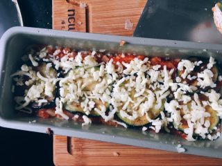 10、地中海茄焗土豆泥,再铺上芝士