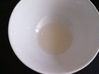 2、日本菜 寿司,按盐、糖、醋比例1：5：10做好寿司醋