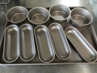 5、胚芽金枪鱼包,准备好需要的模具