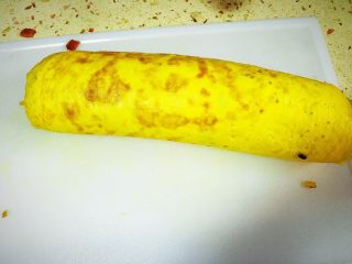 11、乌饭寿司卷,卷成这种形状如图