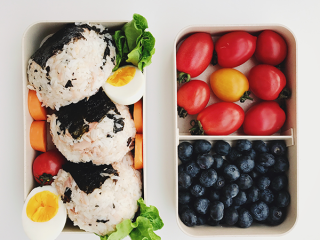 2、#明天吃什么？#吞拿鱼饭团便当,成品图