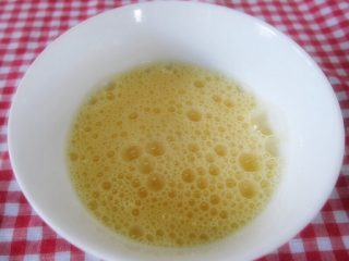 7、日式炸饭团,让饭团来蛋液里洗个澡