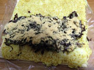 11、咖喱米饭包油条,撒上肉松(自己做的有点碎）