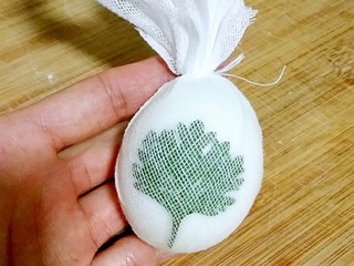 15、肉夹馍,医用纱布包起用线扎好口。