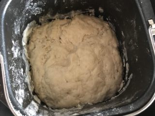 8、芝麻蜂蜜包,发酵后