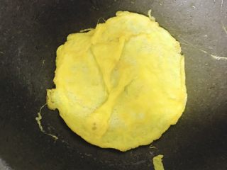 5、寿司????????,一个鸡蛋，摊成饼