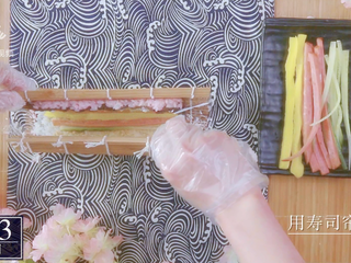 16、樱花寿司-踏青赏春最佳美食伴侣,将寿司卷对折